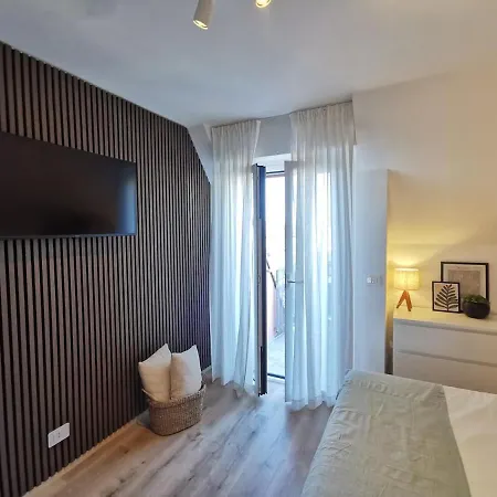 Interno12 Luminoso Bilocale Tra I Tetti דירה