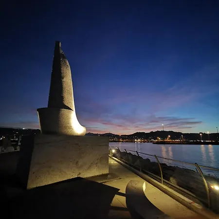 Interno12 Luminoso Bilocale Tra I Tetti * סן בנדטו דל טרנטו